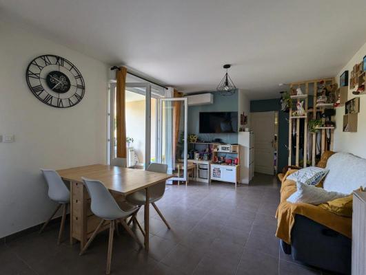 EXCLUSIVITE-Roquevaire Appartement T3-Vue Garlaban