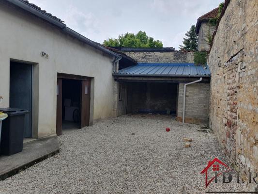 Maison de village à Roches sur Marne