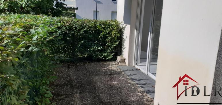 Appartement T3 de 70M2 rez de jardin avec ses 2 terrasses s