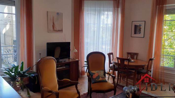 Appartement ancien atypique de 118M2 au coeur de Besançon