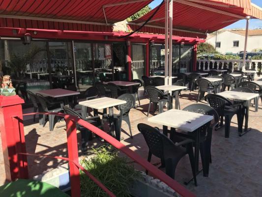 ENSEMBLE IMMOBILIER 390M² A ROGNAC