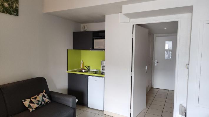 APPARTEMENT EN DUPLEX AVEC PLACE DE PARKING