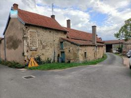 A CLESSE PROCHE MACON ENSEMBLE IMMOBILIER DE 125 m²