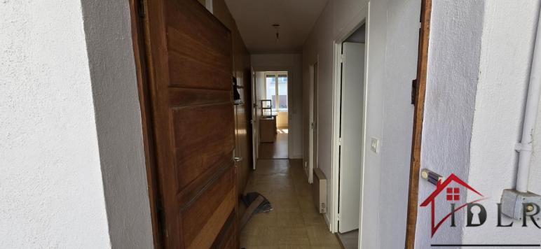 A vendre Appartement T2 60 m2 Loué meublé  BESANCON CHAPRAIS