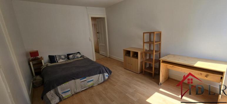 A vendre Appartement T2 60 m2 Loué meublé  BESANCON CHAPRAIS