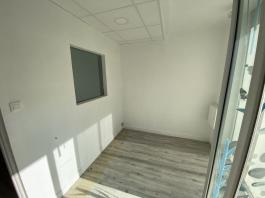 LOCAL COMMERCIAL DE 50 M2 AVEC VITRINE