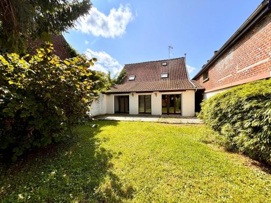 Pavillon Semi-Individuel avec Garage et Jardin à Rombies-et-Marchipont