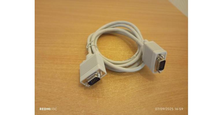 CABLES VGA POUR ECRAN PC
