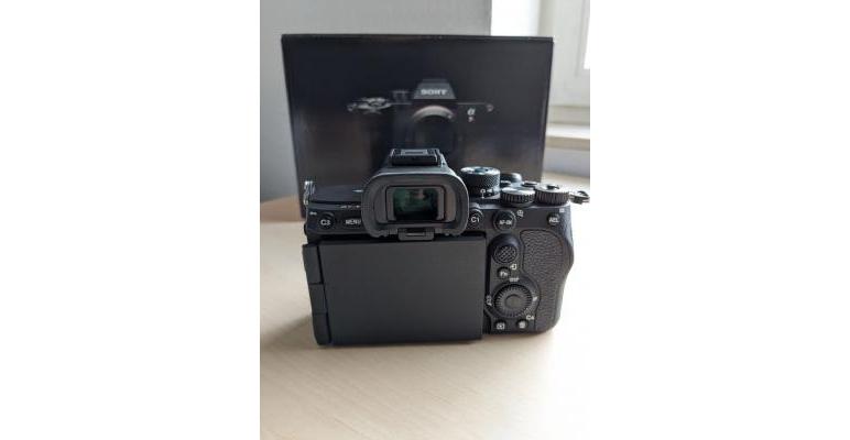 Sony Alpha 7R V (A7R5) 