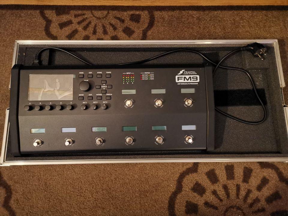 Fractal FM9 Turbo avec étui THON