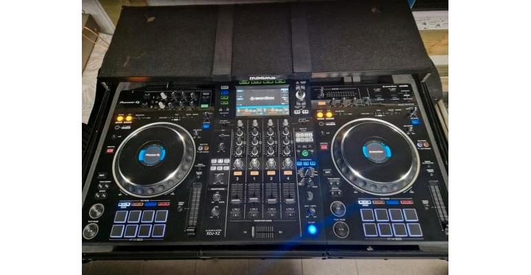 Pioneer XDJ-XZ