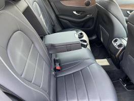 Mercedes GLC (2) 2.0 300 E 4MATIC AVANTGARDE LINE 9G-TRONIC