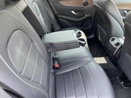 Mercedes GLC (2) 2.0 300 E 4MATIC AVANTGARDE LINE 9G-TRONIC