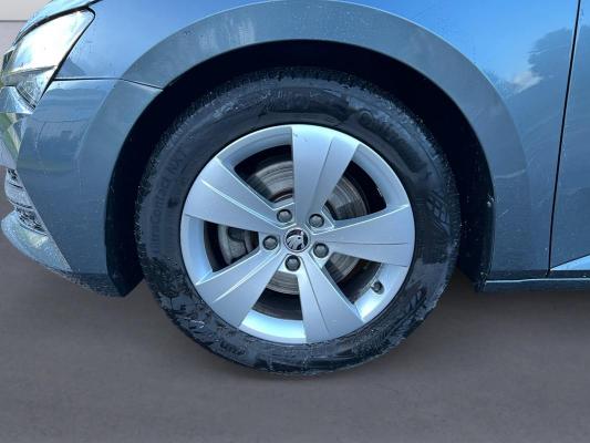 Skoda Superb III (2) 1.4 TSI PHEV 218 8CV BUSINESS DSG6