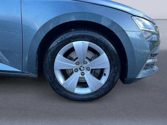 Skoda Superb III (2) 1.4 TSI PHEV 218 8CV BUSINESS DSG6