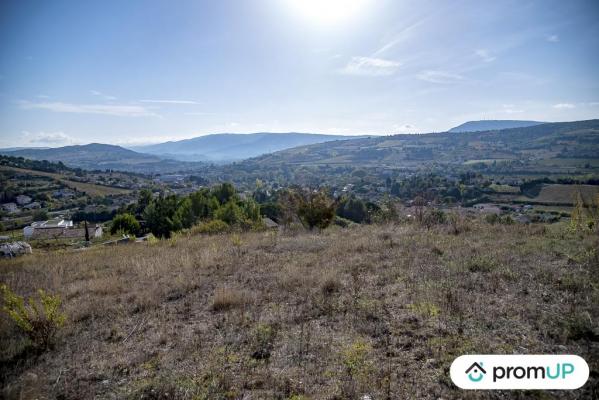 Terrain de 27300m² situé à Limoux