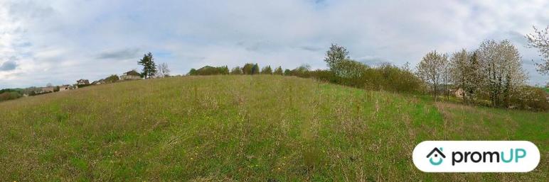 Terrain constructible de 1 715 m2 à Montmirail