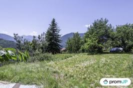 Terrain constructible de 4500m2 avec grange à BELVÉDÈRE