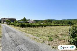 Terrain constructible 832 m2 à Labastide-sur-Bésorgues