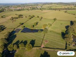 Terrain de loisir de 46 710 m2 à SAINT-LAURENT-D'ANDENAY