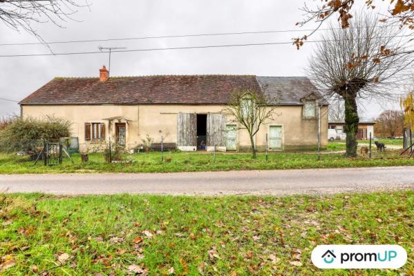 Maison ancienne de 65 m2 à CIVRAY