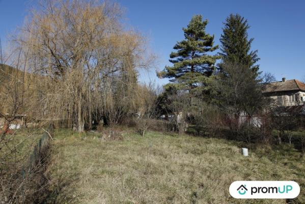 Terrain constructible de 1000 m2 à BARRÊME