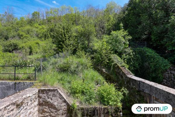 Immeuble de 3 logements à CHÂTEAU-CHINON