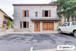 Maison ancienne + grange attenante de 80 m2 à PALLUAUD