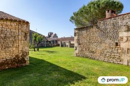 Maison de maitre en pierre de 190 m2 à MEURSAC