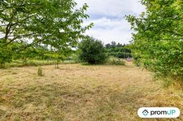 Terrain constructible de 2860 m2 à VEUZAIN SUR LOIRE