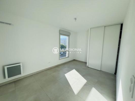 APPARTEMENT T4 DE 96.5 M²