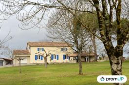 Belle et vaste maison à Agnac