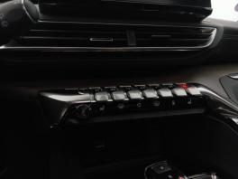 Peugeot 3008 Hybrid4 300 e-EAT8 GT Pack