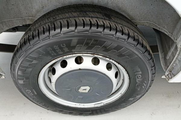 Renault Master FOURGON FGN TRAC F3500 L3H2 DCI 135 GRAND CONFORT