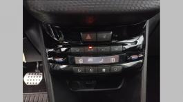 Peugeot 2008 PureTech 110ch S&S EAT6 Crossway