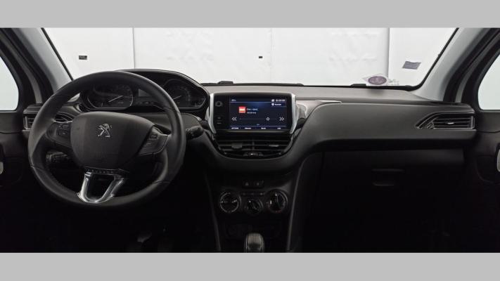 Peugeot 208 PureTech 82ch S&S BVM5 Signature