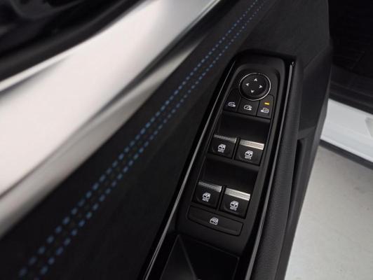 Renault Austral E-Tech hybrid 200 Iconic esprit Alpine