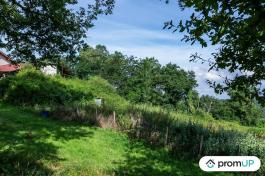 Bâtiment avec terrain agricole