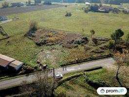 Terrain constructible de 1 181 m²