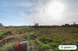 Terrain constructible de 1 181 m²