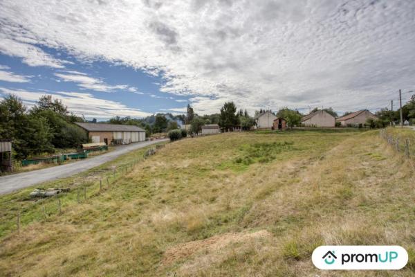 Terrain constructible de 3600 m²