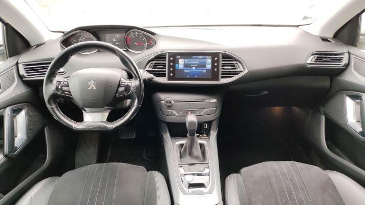 Peugeot 308 II 1.2 Puretech 130 EAT6 Feline