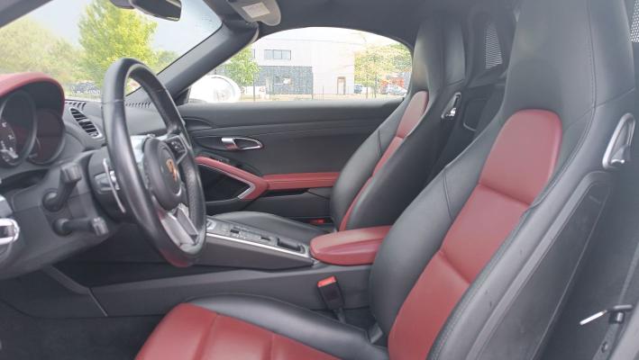 Porsche 718 Boxster 2.0i 300 PDK7 -