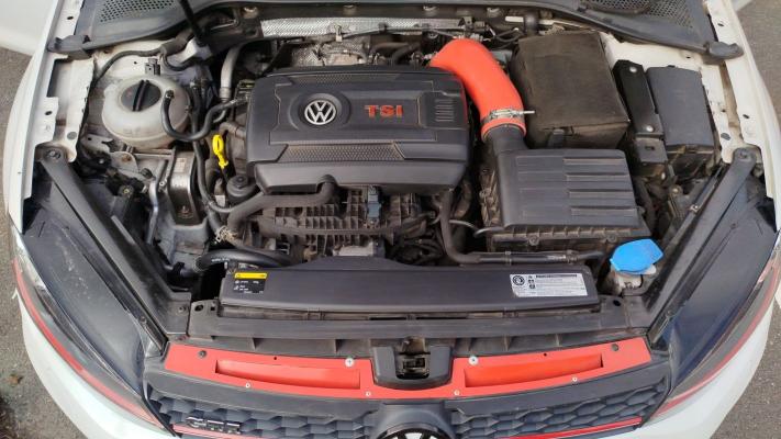 Volkswagen Golf 2.0 TSI 220 GTi