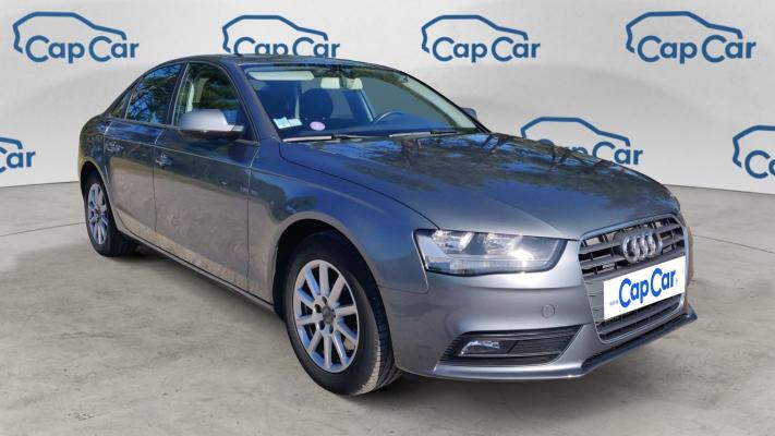 Audi A4 IV 2.0 TFSI 211 Attraction