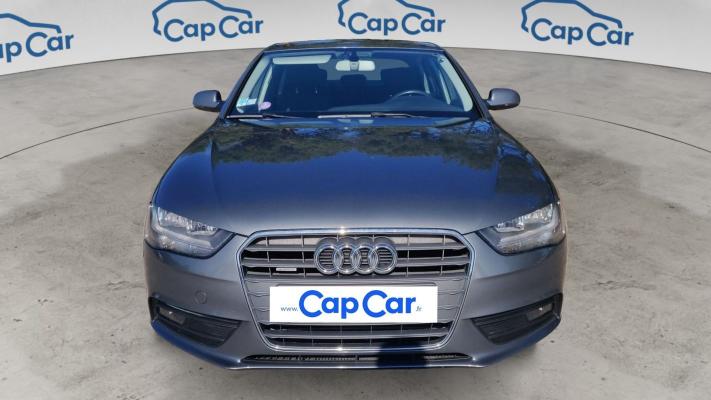 Audi A4 IV 2.0 TFSI 211 Attraction