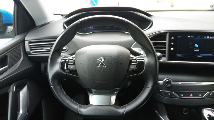 Peugeot 308 II 1.2 Puretech 130 Active Pack - Entretien constructeur