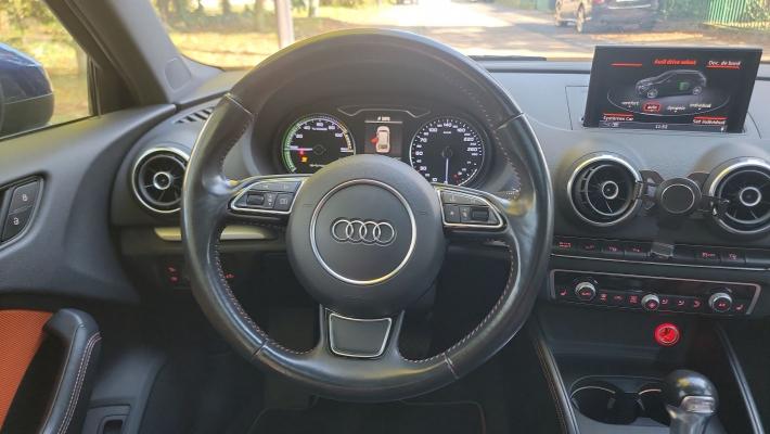 Audi A3 sportback III 1.4 TFSI 204 e-tron S-Tronic 6 Ambition Luxe