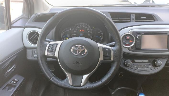 Toyota Yaris III 1.5 VVTi 100h Hybride E-CVT Design