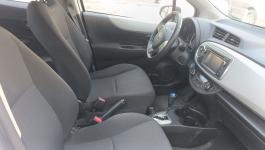 Toyota Yaris III 1.5 VVT-i 100h Hybride E-CVT Design